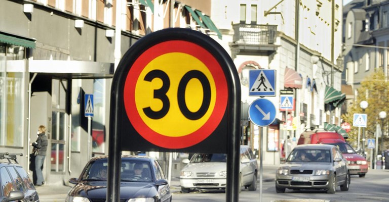 Hastighetsreducering på kommunala gator och vägar